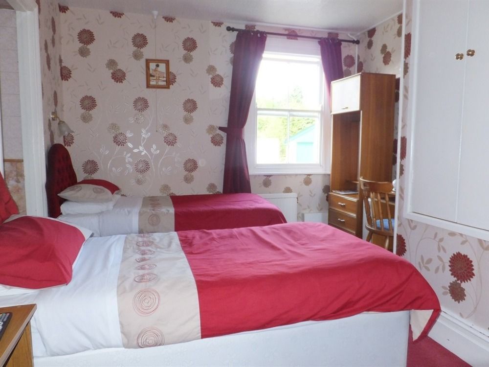Old Castle Farm Guest House Brecon Exteriör bild