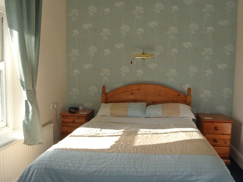 Old Castle Farm Guest House Brecon Exteriör bild